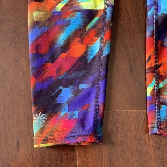 Athleta Colorburst Sonar Tight Legging - Picture 5 of 10